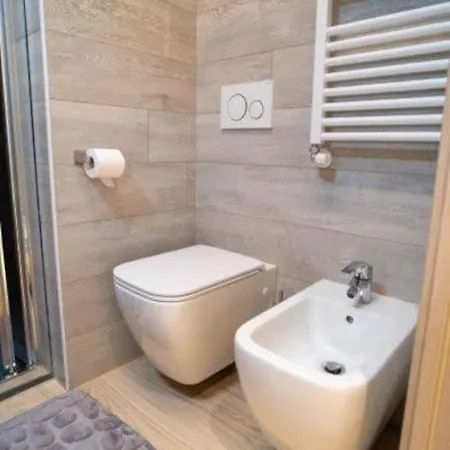 Stylish Three In Cervinia 82 Daire