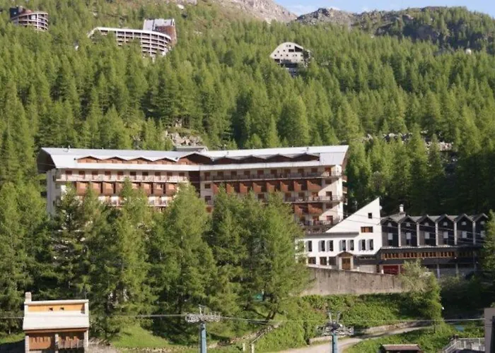 Stylish Three In Cervinia 82 * Breuil-Cervinia