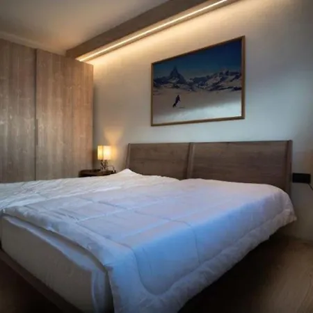 Stylish Three In Cervinia 82 Breuil-Cervinia