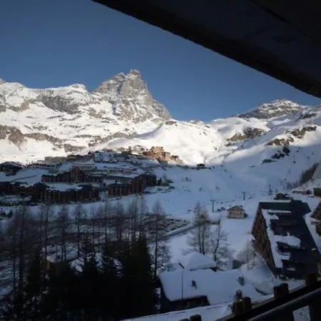 Stylish Three In Cervinia 82 Breuil-Cervinia